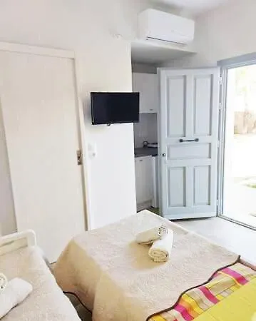 Apartment Androshouses Gr - Agios Petros - Bachelor Ándros
